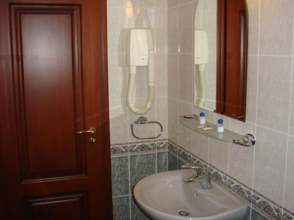 ארבאנאסי Family Hotel Elegance חדר תמונה