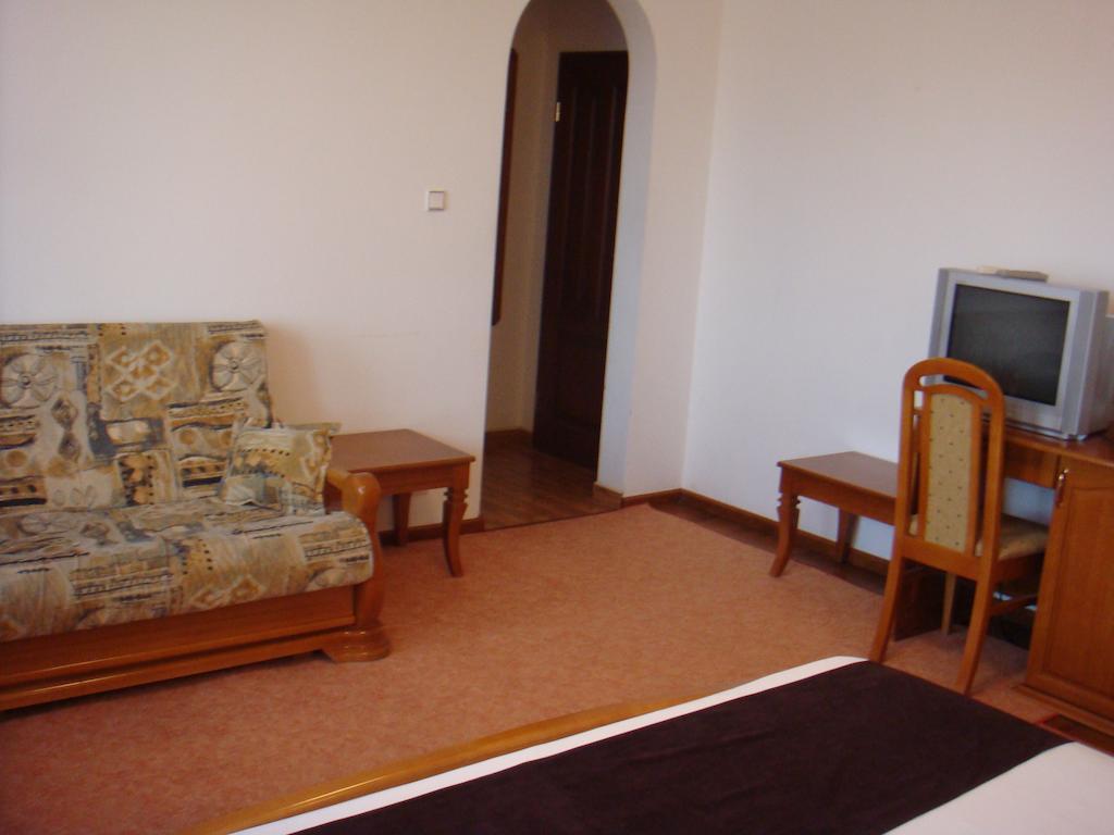 ארבאנאסי Family Hotel Elegance חדר תמונה